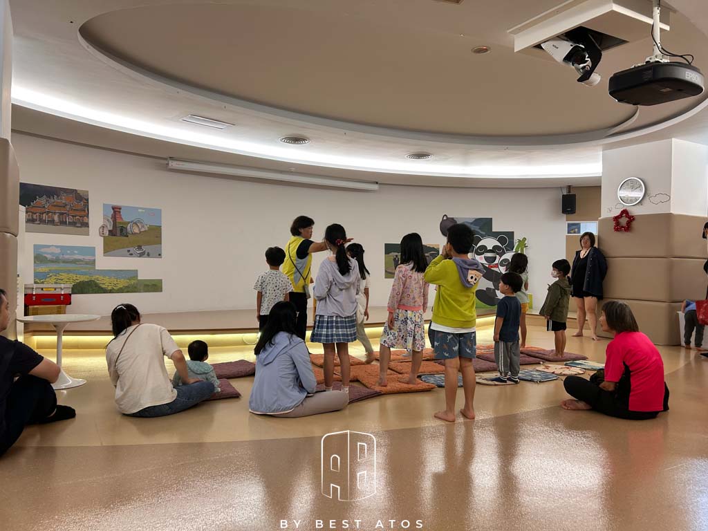 貳樓餐廳板橋府中店－宇宙未來風與美味早午餐完美融合：新北市立圖書館說故事活動